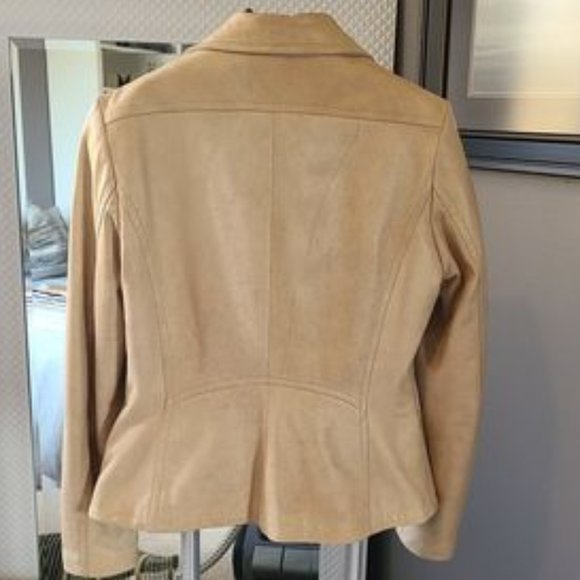 Danier Leather 3 Button Jacket - Picture 2 of 7